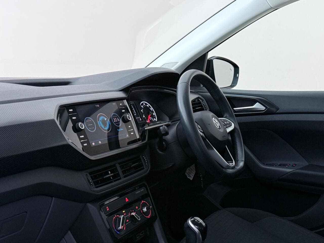 Volkswagen T-Cross thumbnail Interior Front