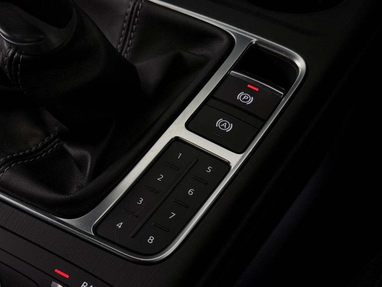 Audi A4 thumbnail Misc Controls