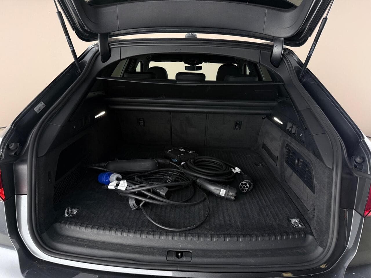 Audi A6 Avant thumbnail Boot