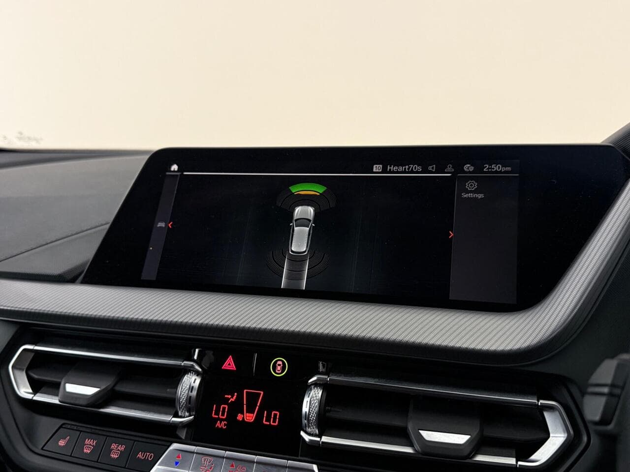 BMW 1 Series thumbnail Infotainment System