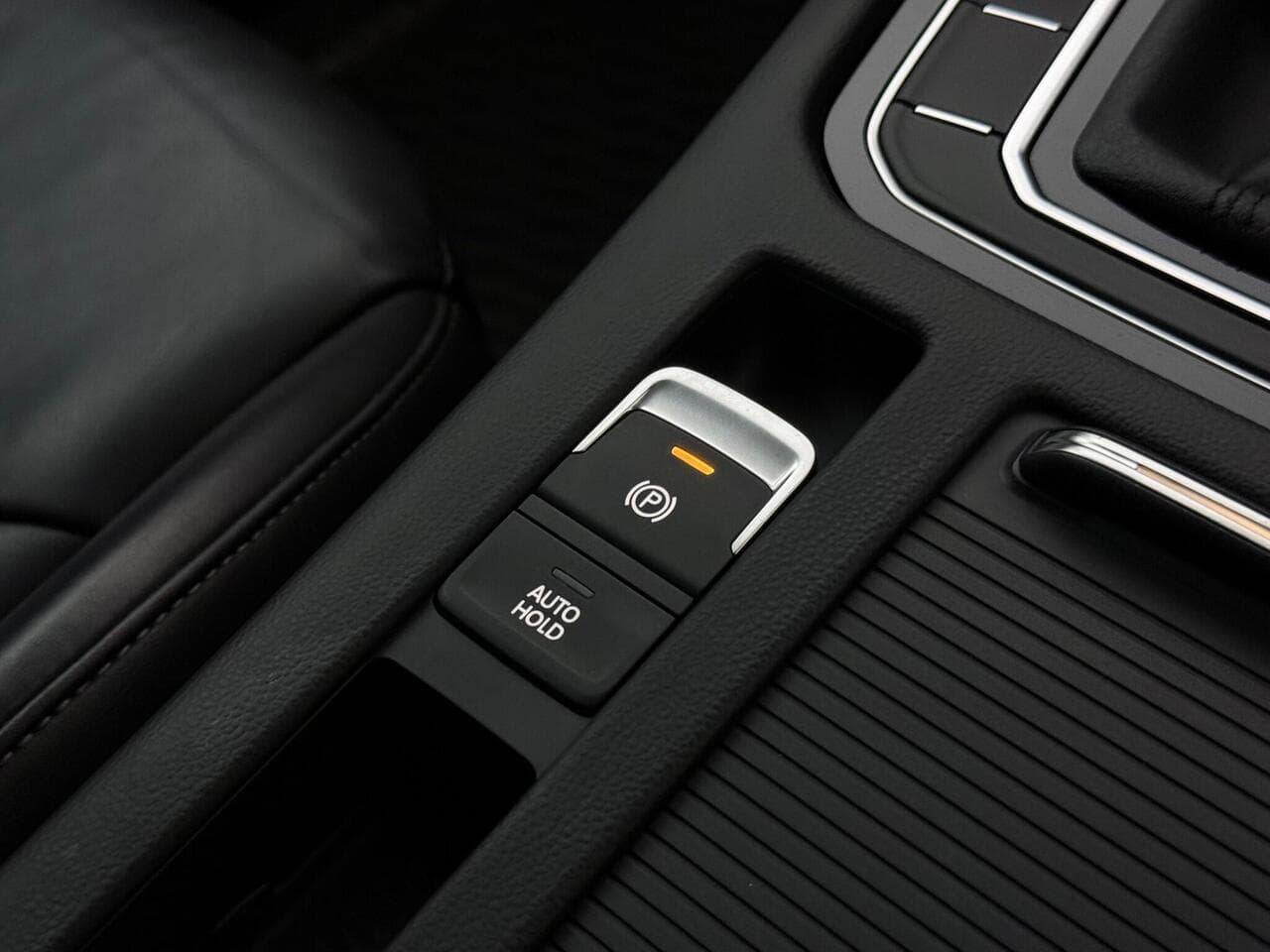 Volkswagen Arteon thumbnail Misc Controls