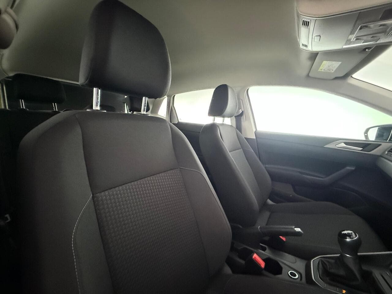 Volkswagen Polo thumbnail Seat Driver