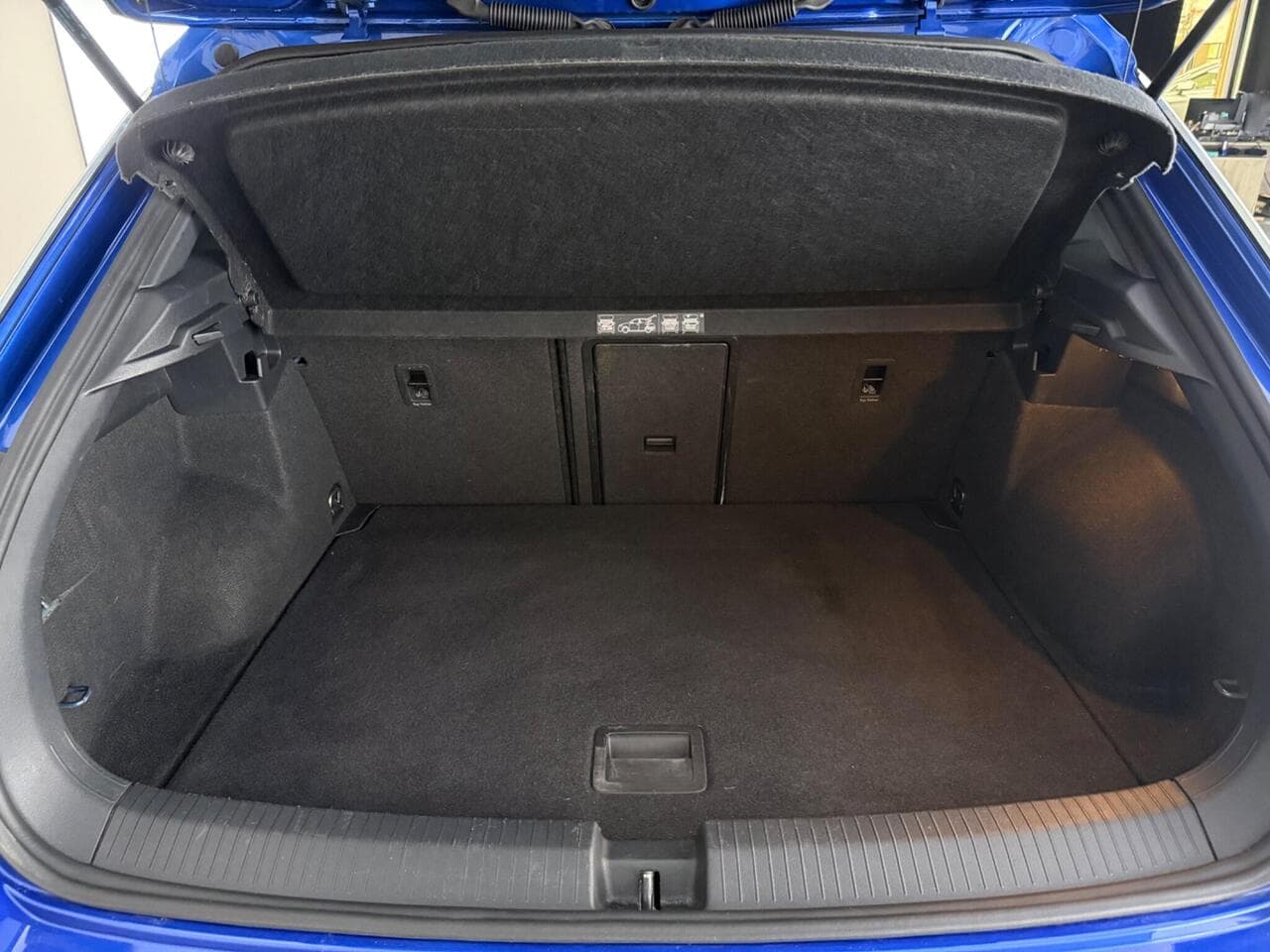 Volkswagen T-Roc thumbnail Boot