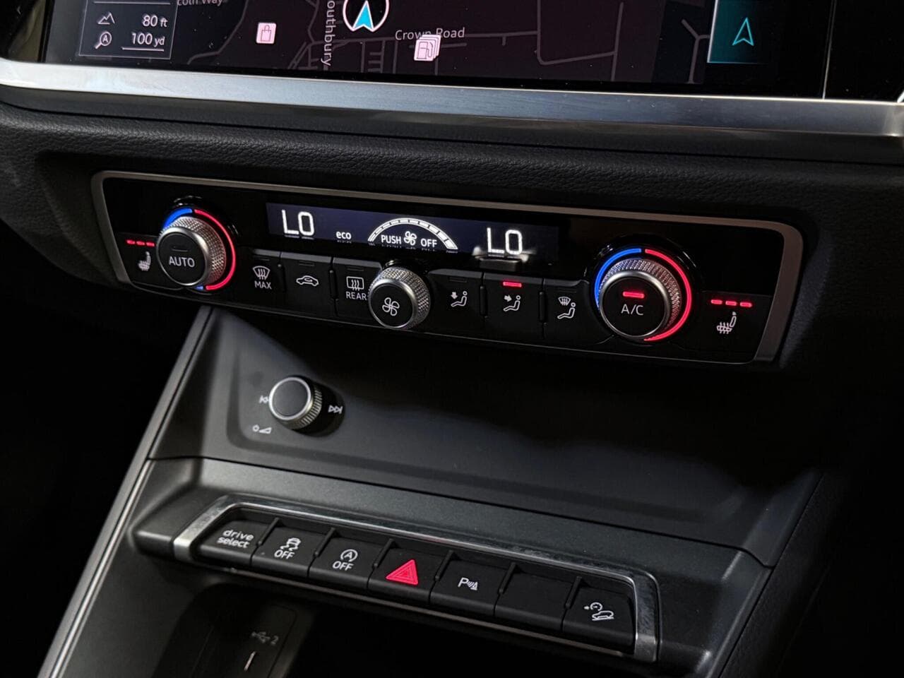 Audi Q3 thumbnail Misc Controls