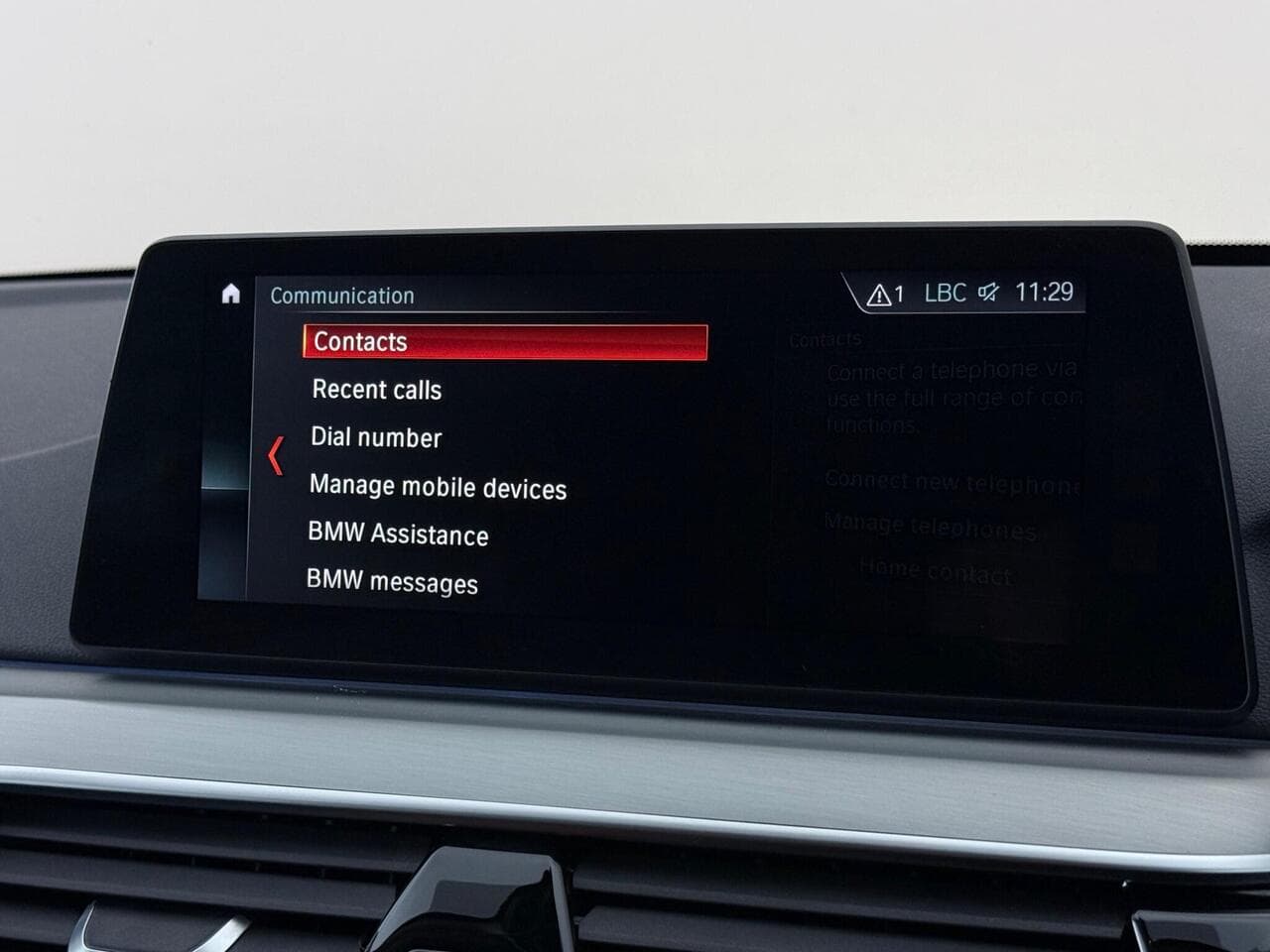 BMW 5 Series thumbnail Infotainment System
