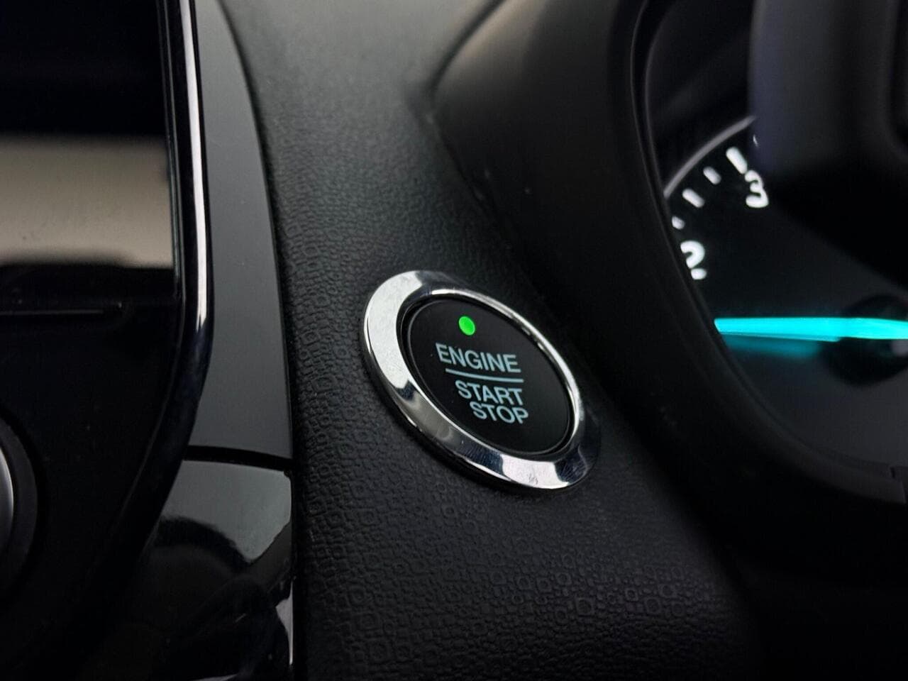 Ford EcoSport thumbnail Misc Controls
