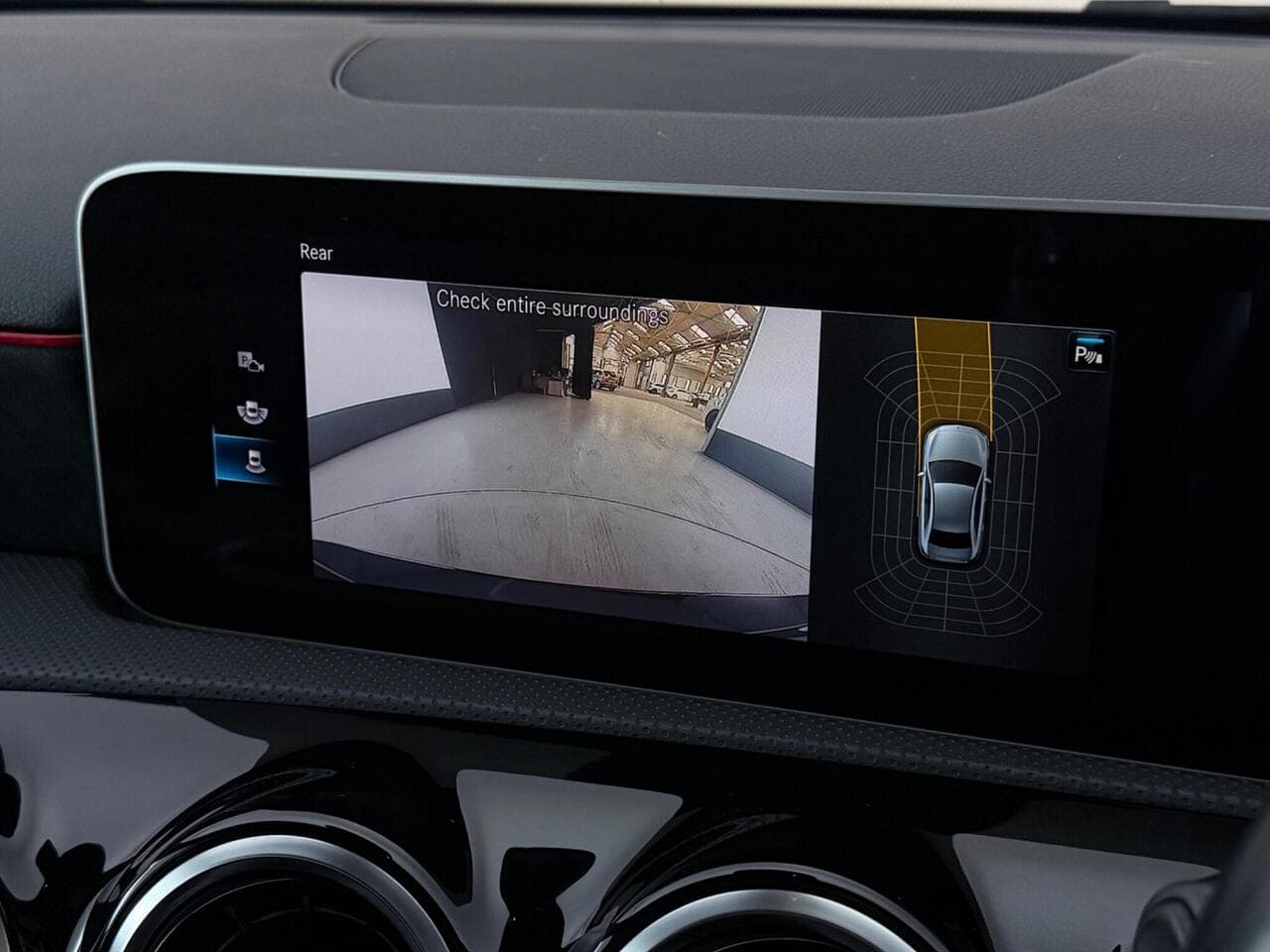 Mercedes-Benz A Class thumbnail Infotainment System