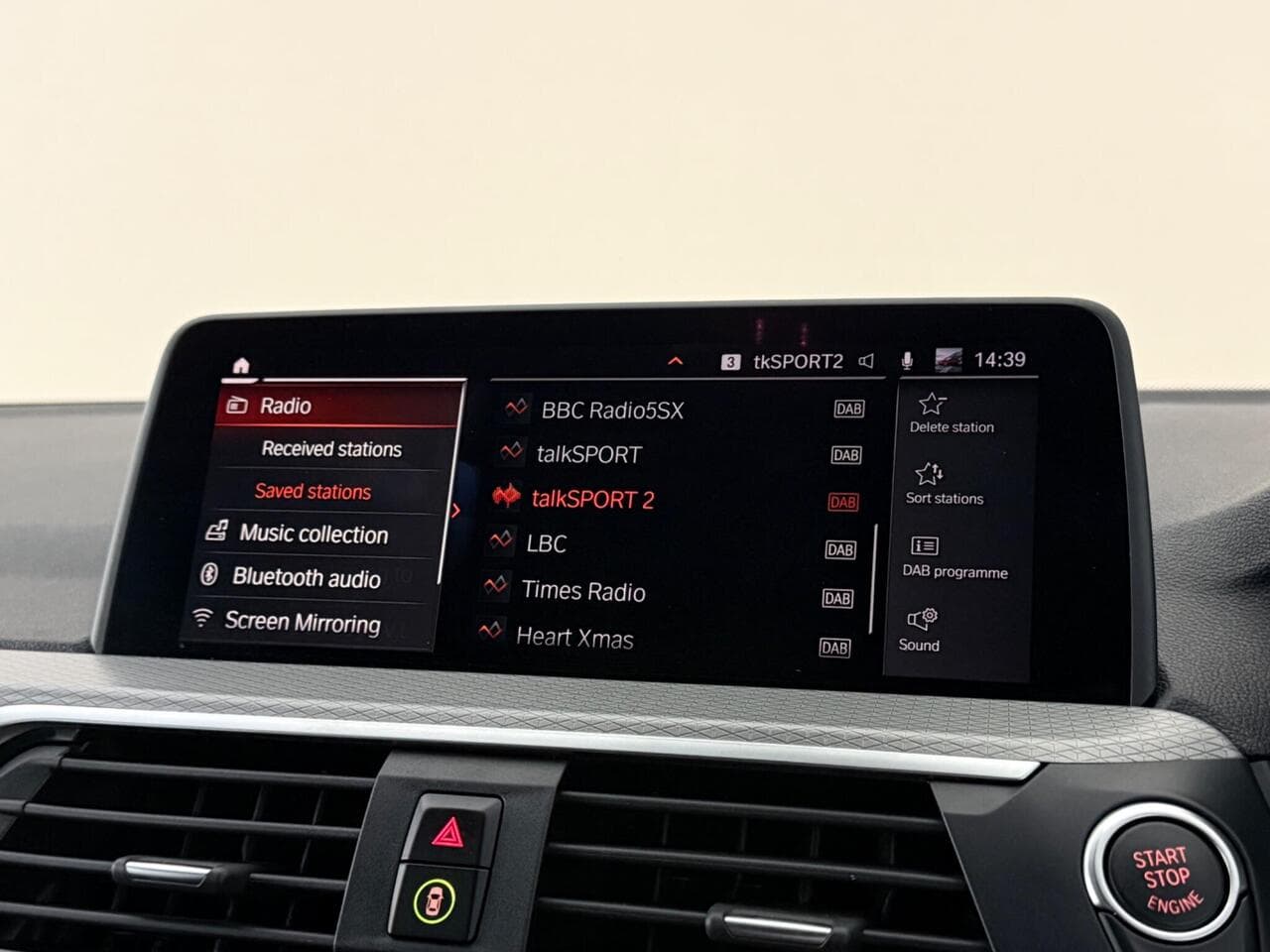 BMW X3 thumbnail Infotainment System