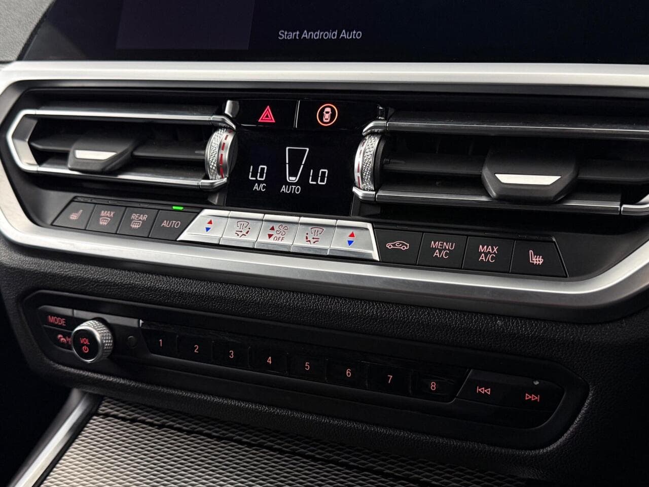 BMW 3 Series thumbnail Infotainment System
