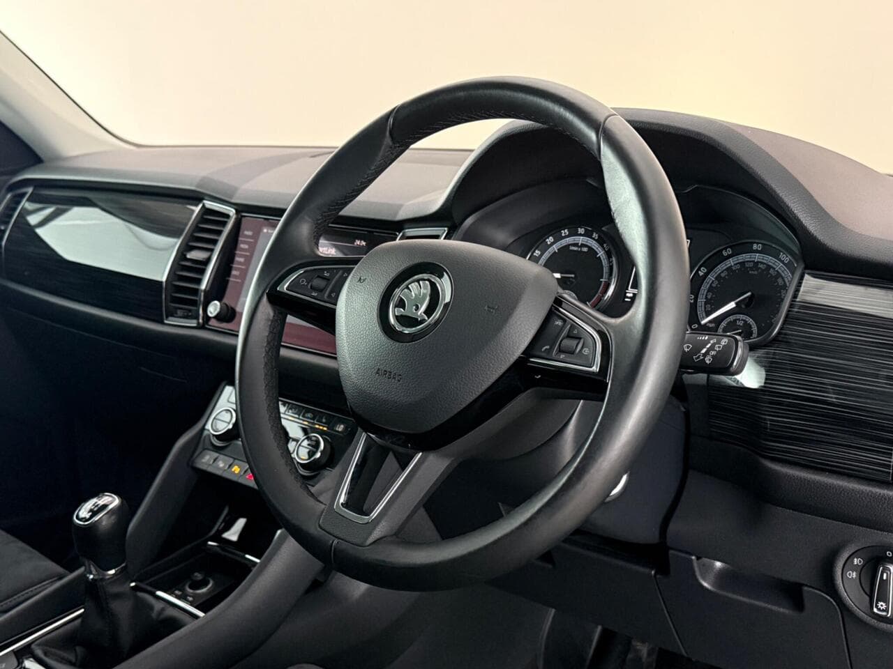 Skoda Kodiaq thumbnail Steering Wheel
