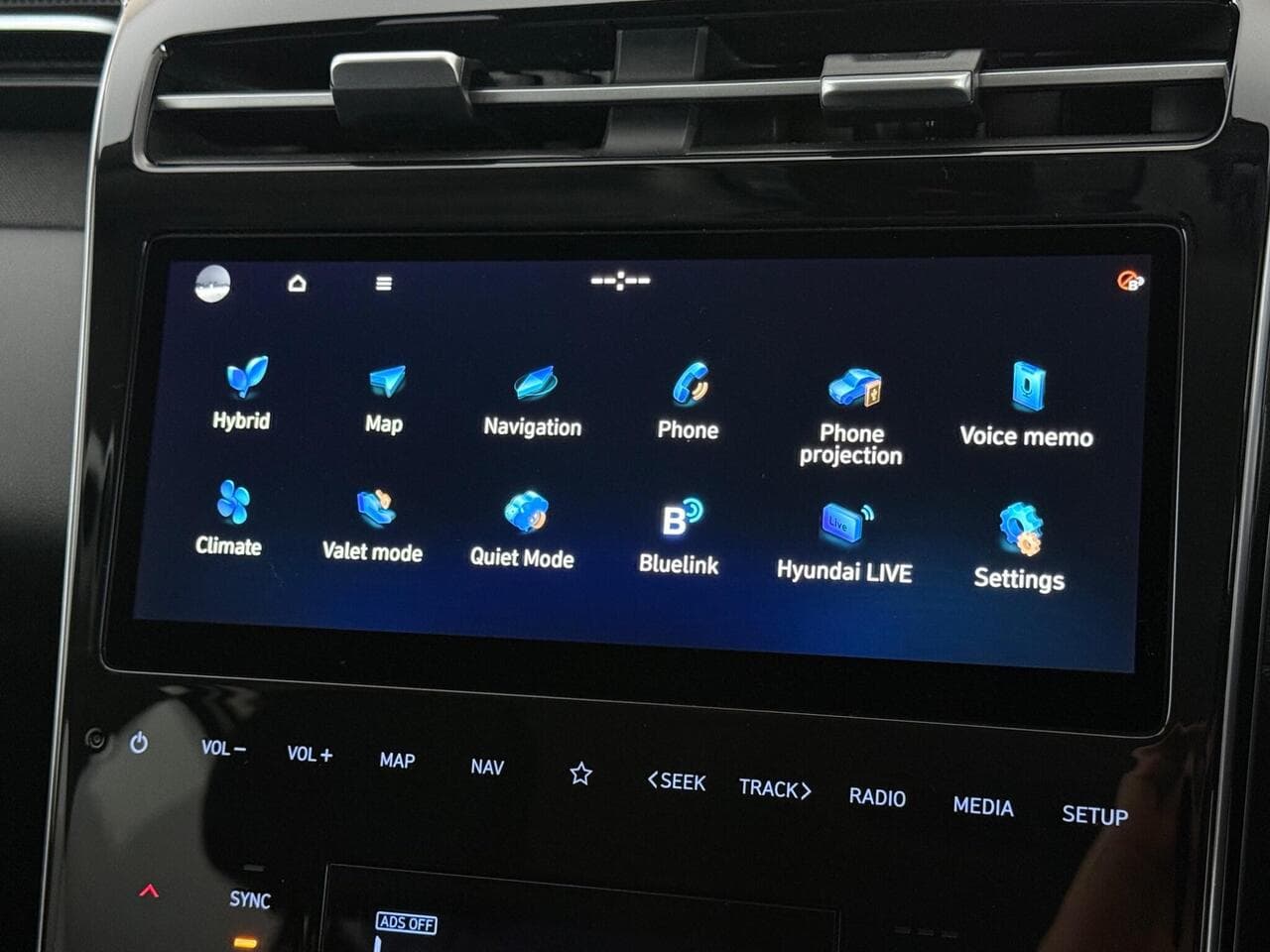 Hyundai TUCSON thumbnail Infotainment System