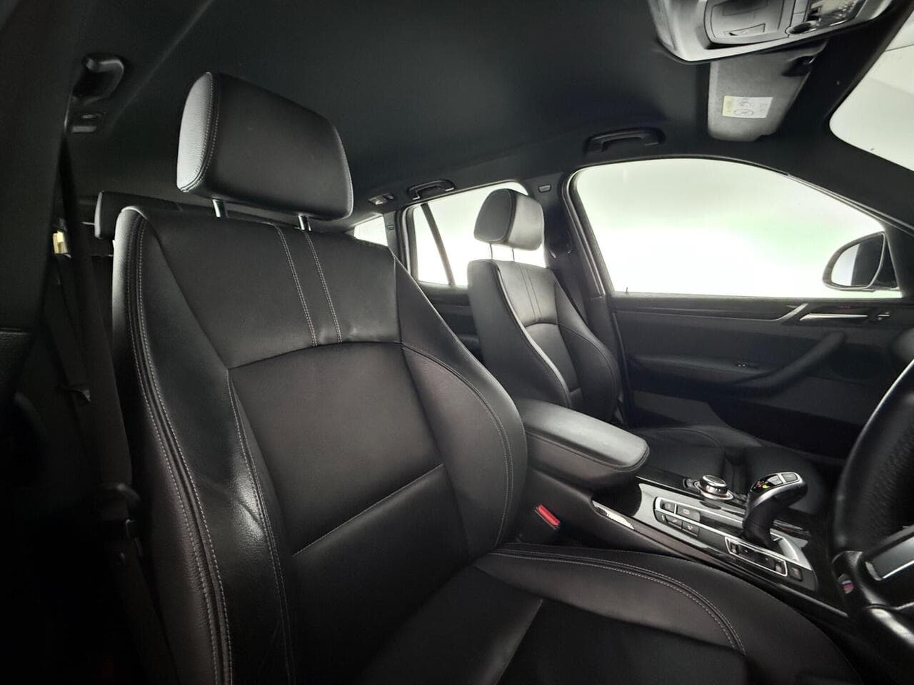 BMW X3 thumbnail Seat Driver