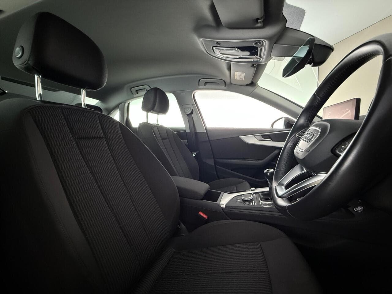 Audi A4 thumbnail Seat Driver