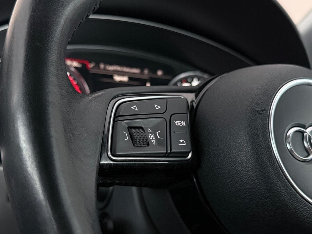 Audi A5 thumbnail Misc Controls