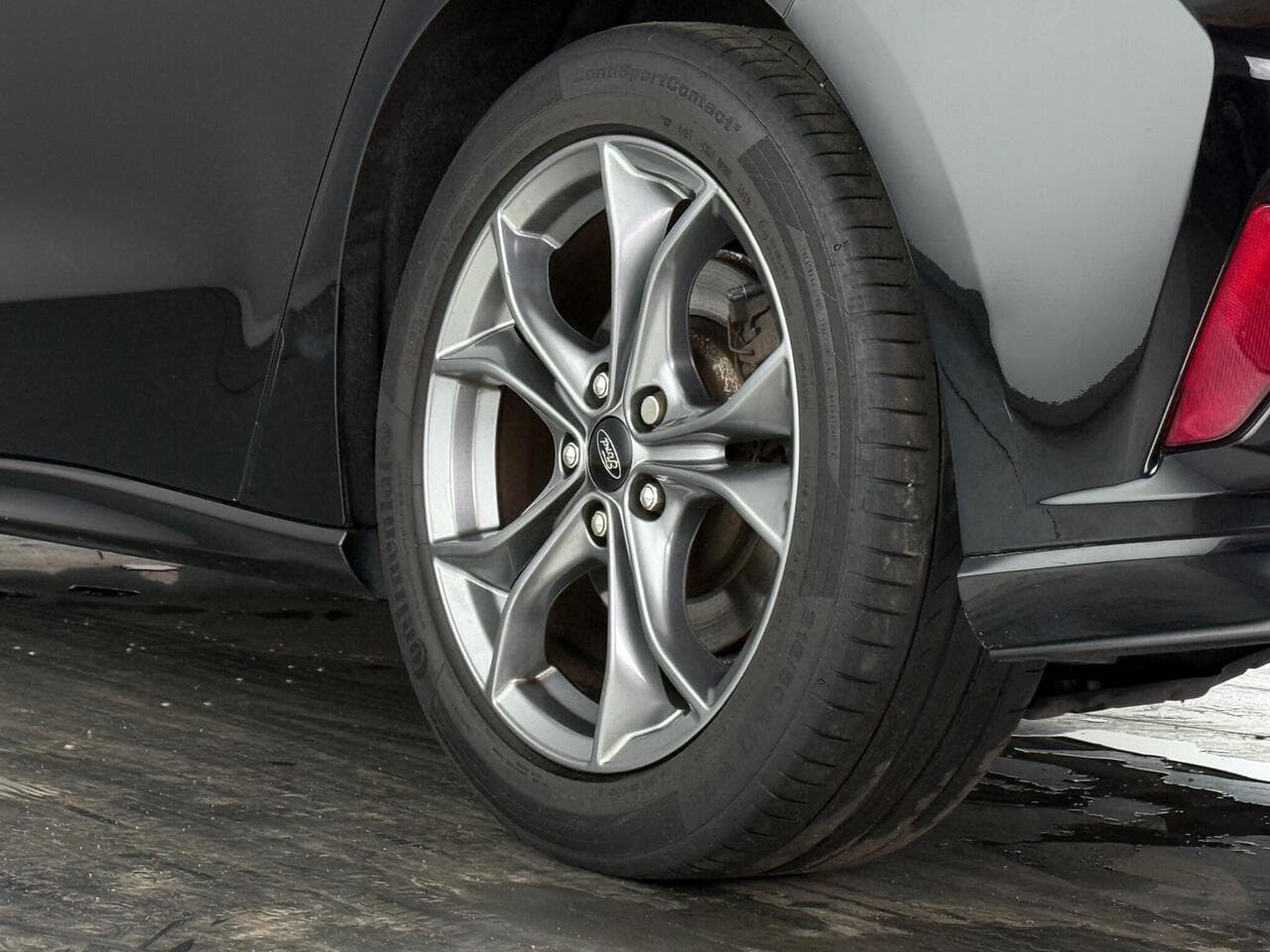 Ford Focus thumbnail Wheel