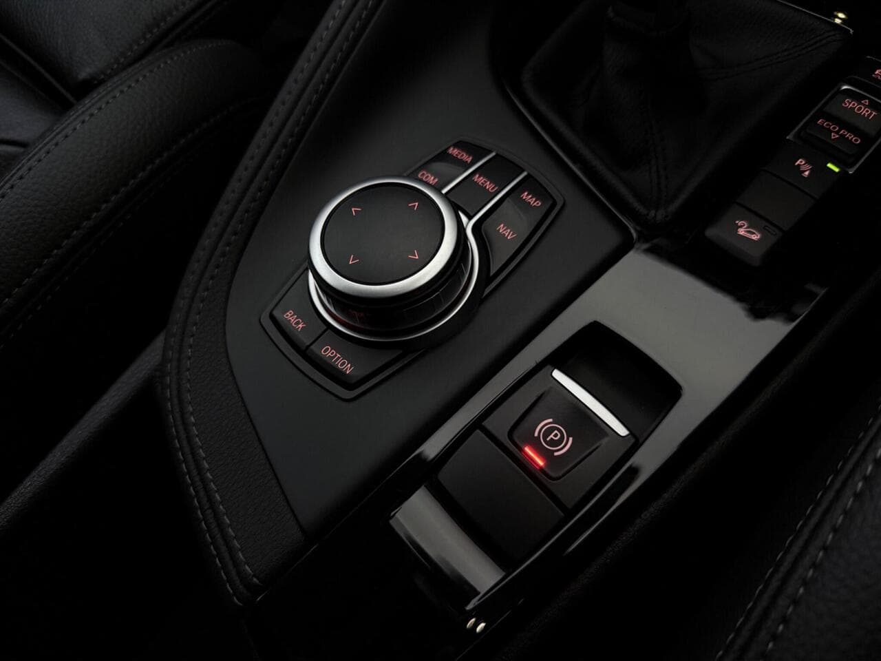 BMW X1 thumbnail Misc Controls