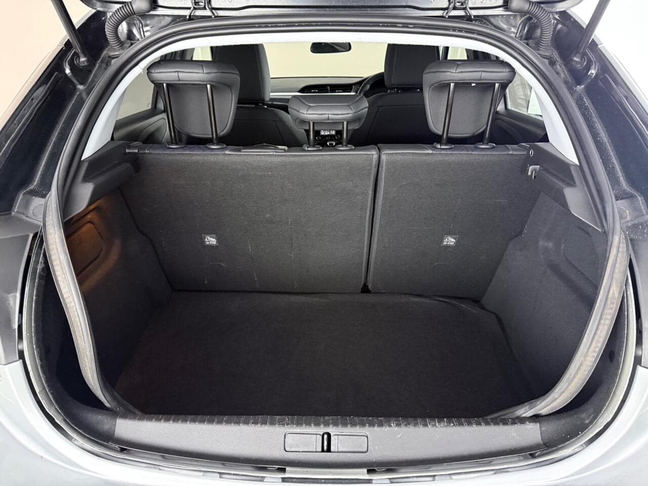 Vauxhall Corsa thumbnail Boot