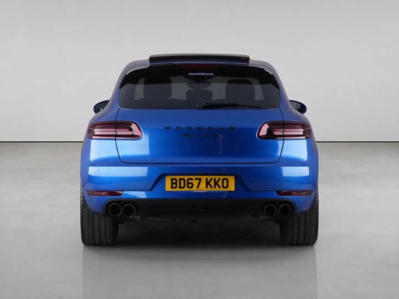 Porsche Macan thumbnail Rear