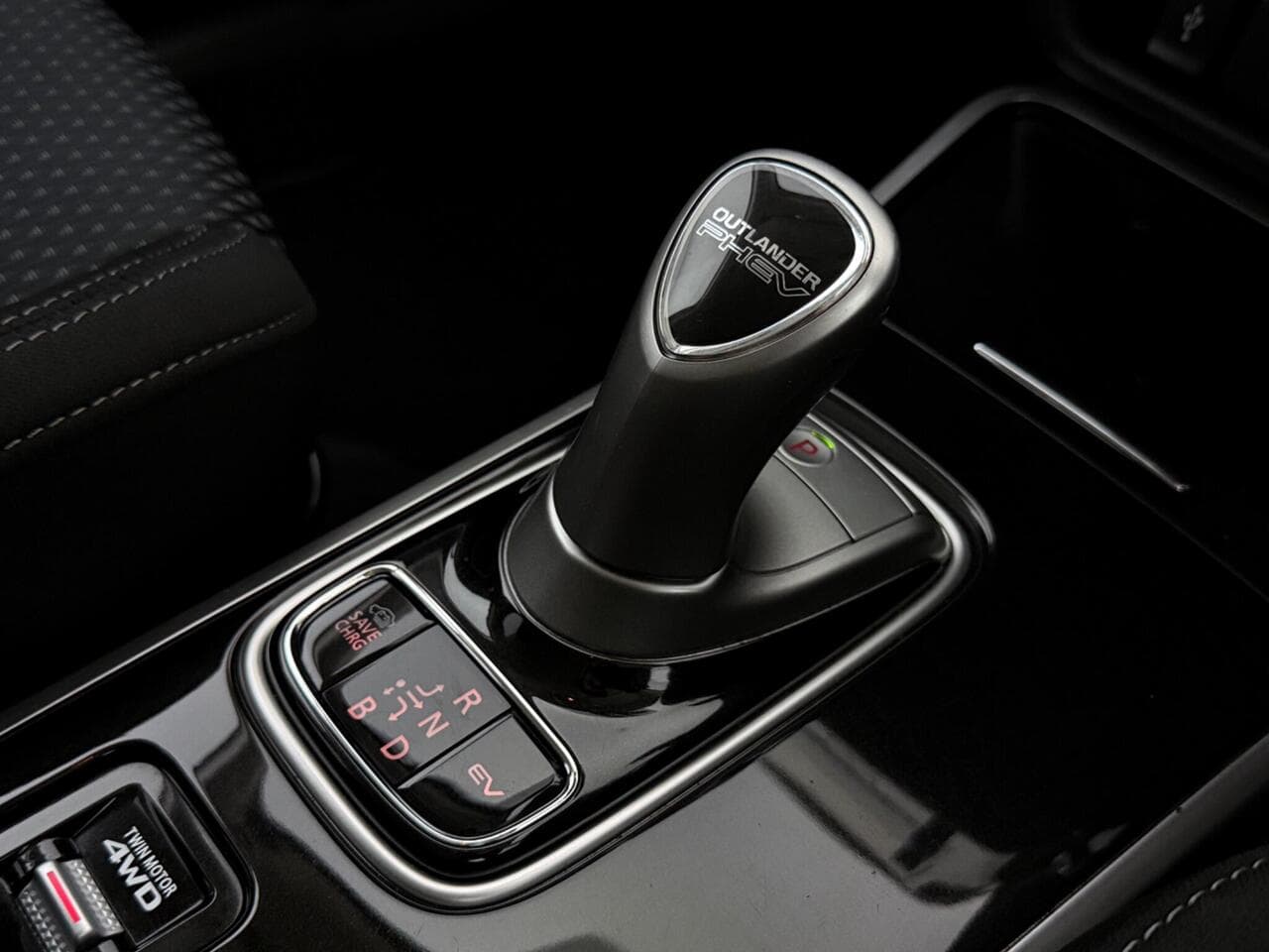 Mitsubishi Outlander thumbnail Interior Front
