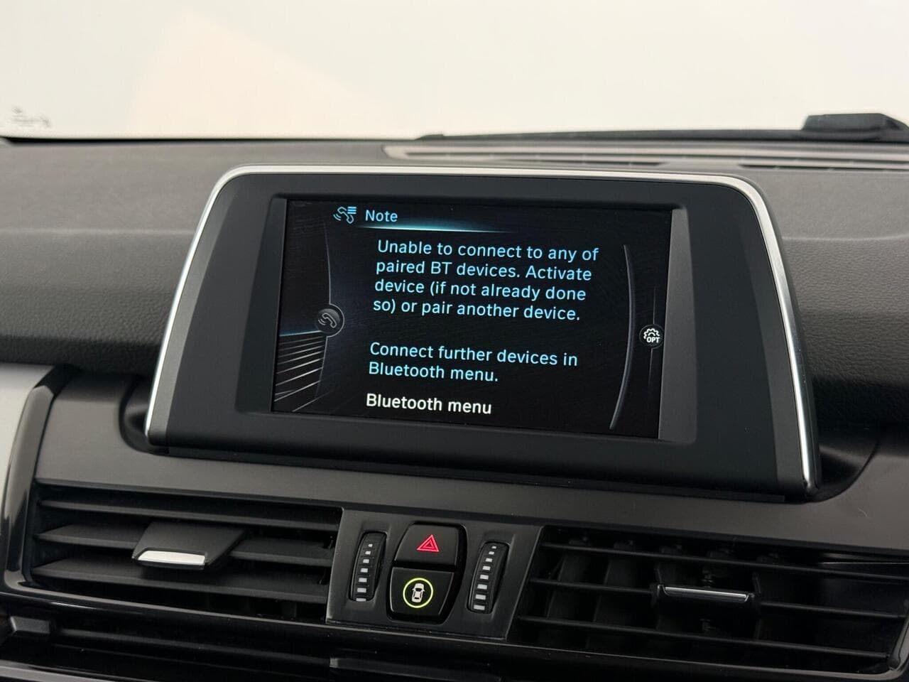 BMW 2 Series Active Tourer thumbnail Infotainment System