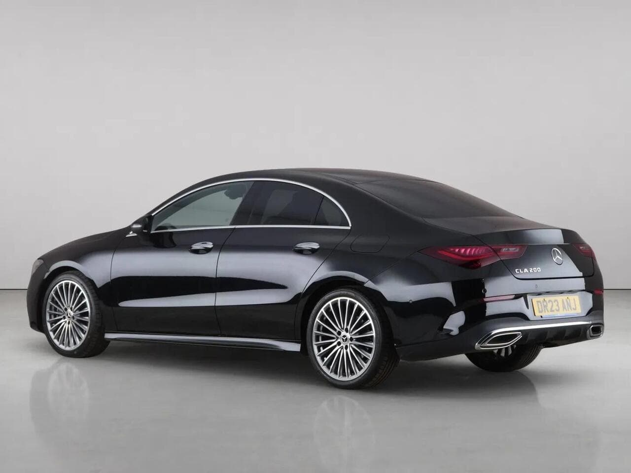 Mercedes-Benz CLA thumbnail Rear Left