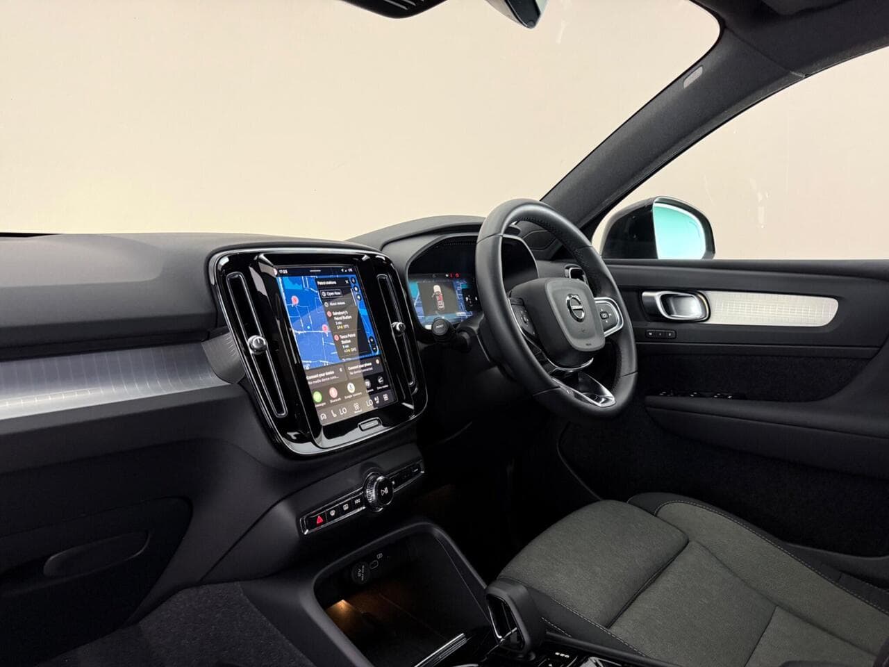 Volvo XC40 thumbnail Interior Front