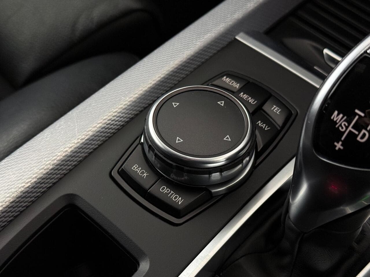 BMW X5 thumbnail Misc Controls