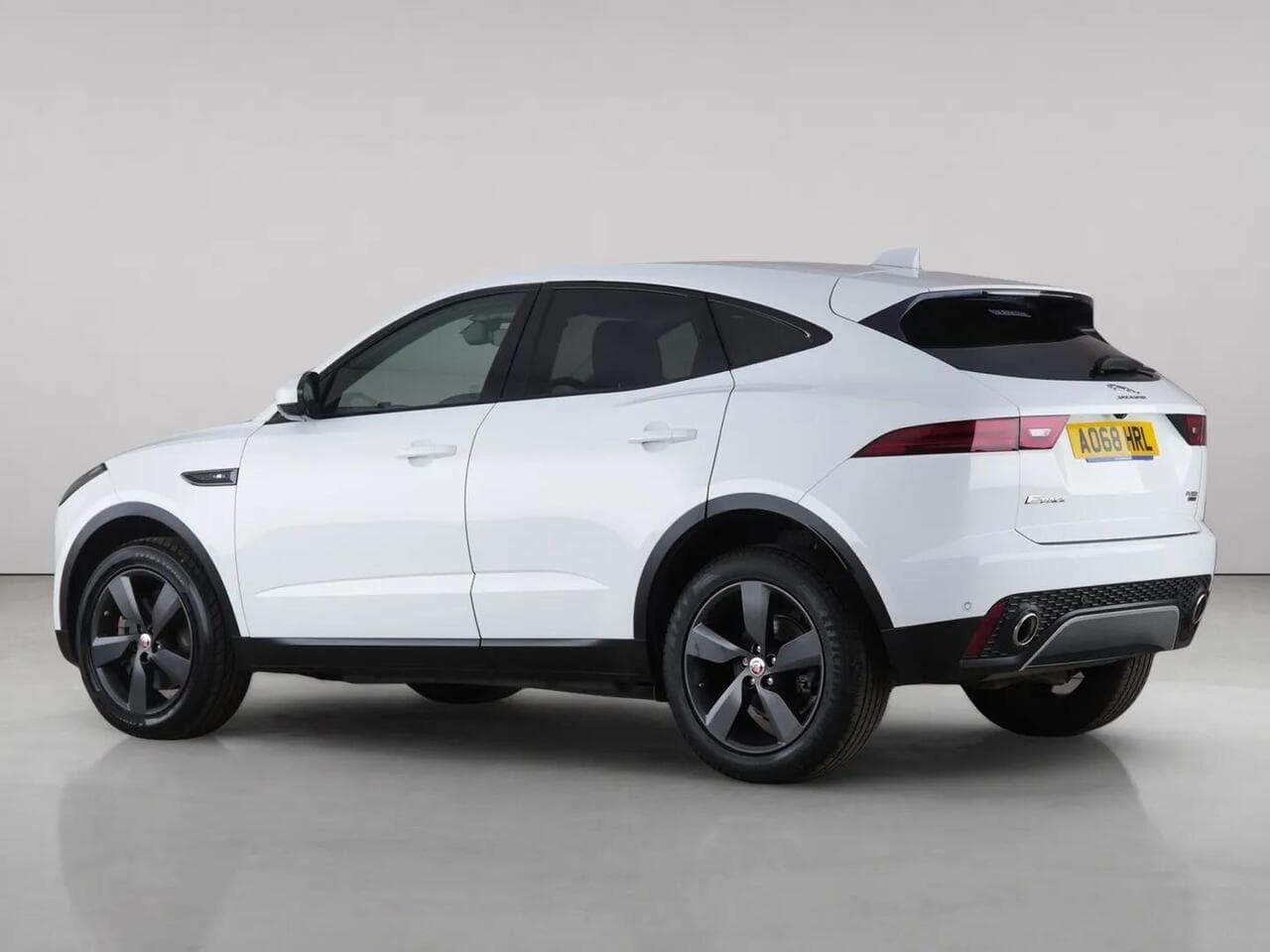 Jaguar E-PACE thumbnail Rear Left