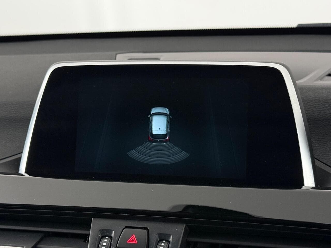 BMW X1 thumbnail Infotainment System