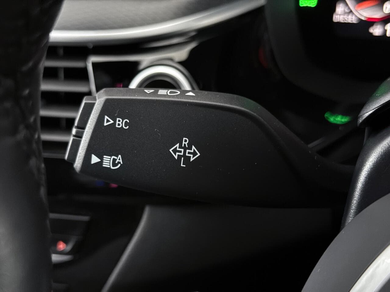 BMW 5 Series thumbnail Misc Controls