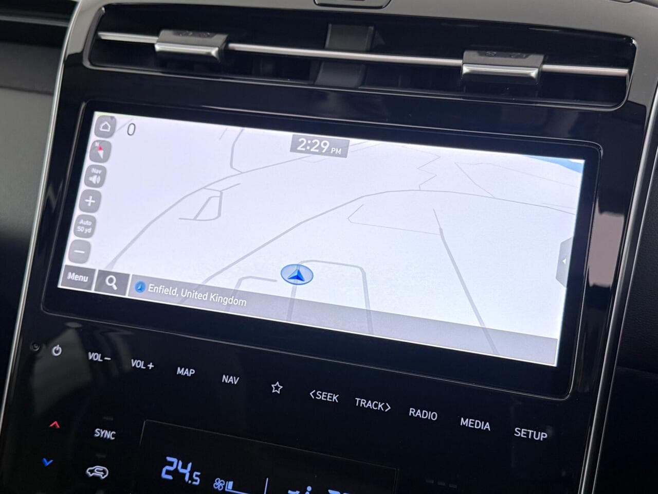 Hyundai TUCSON thumbnail Infotainment System