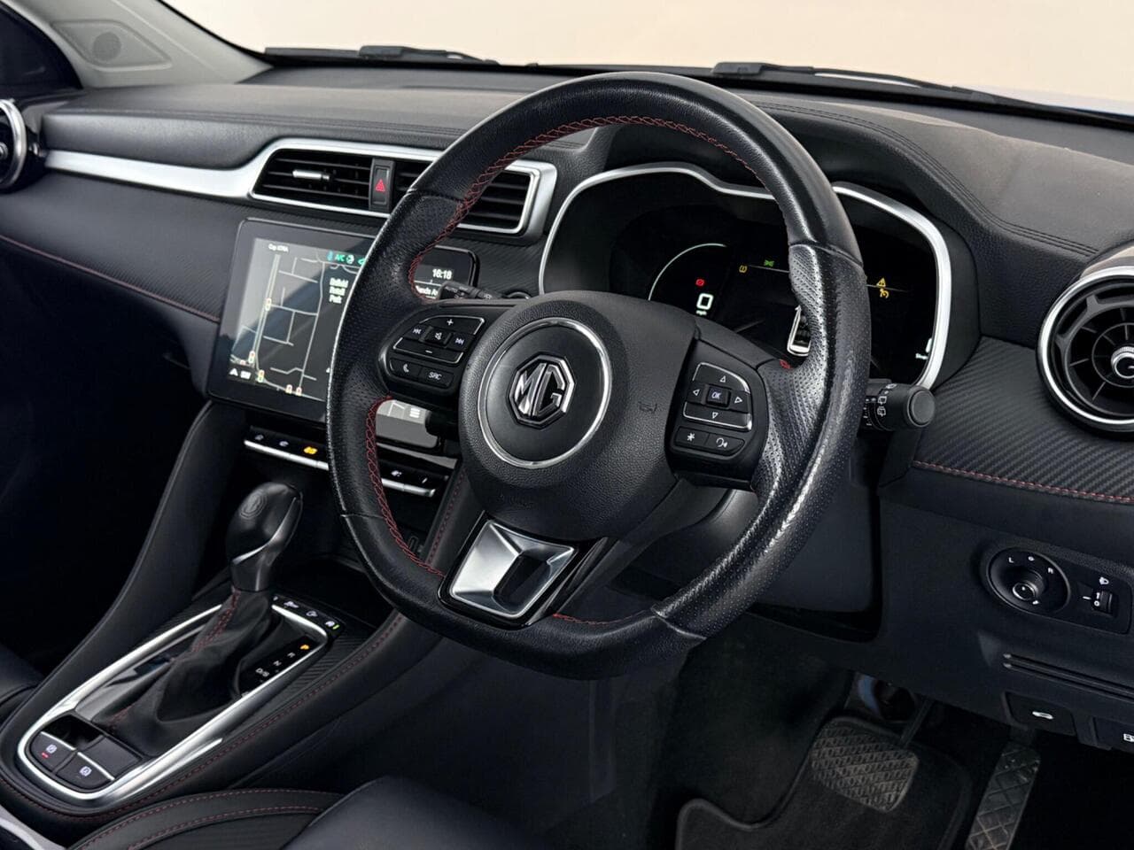 MG MG ZS thumbnail Interior Front