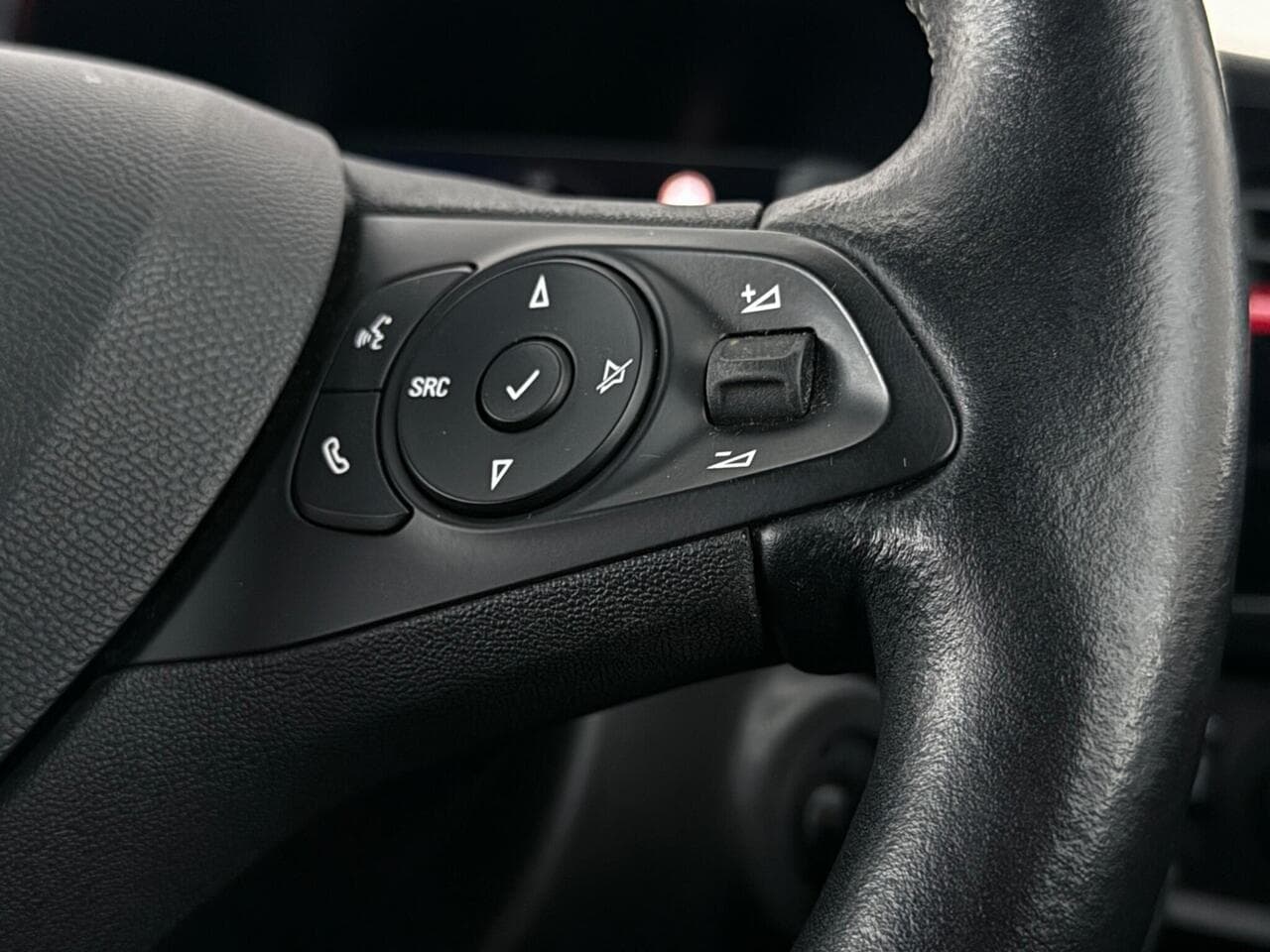 Vauxhall Corsa thumbnail Misc Controls