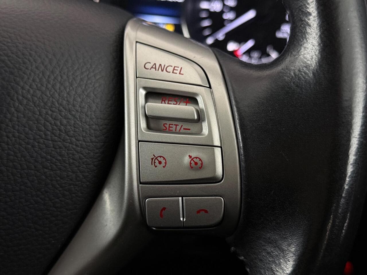 Nissan Qashqai thumbnail Misc Controls