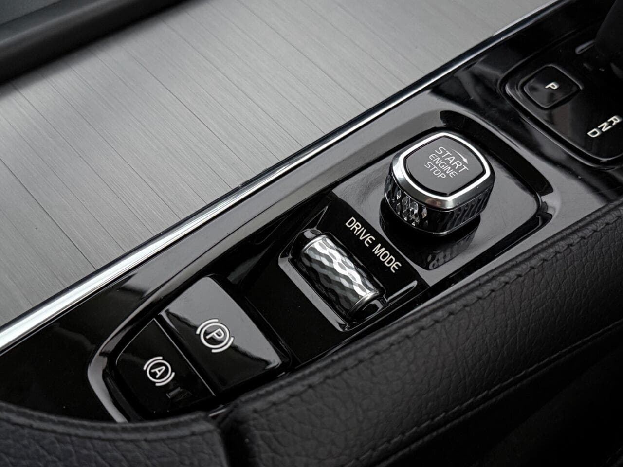 Volvo XC90 thumbnail Interior Front