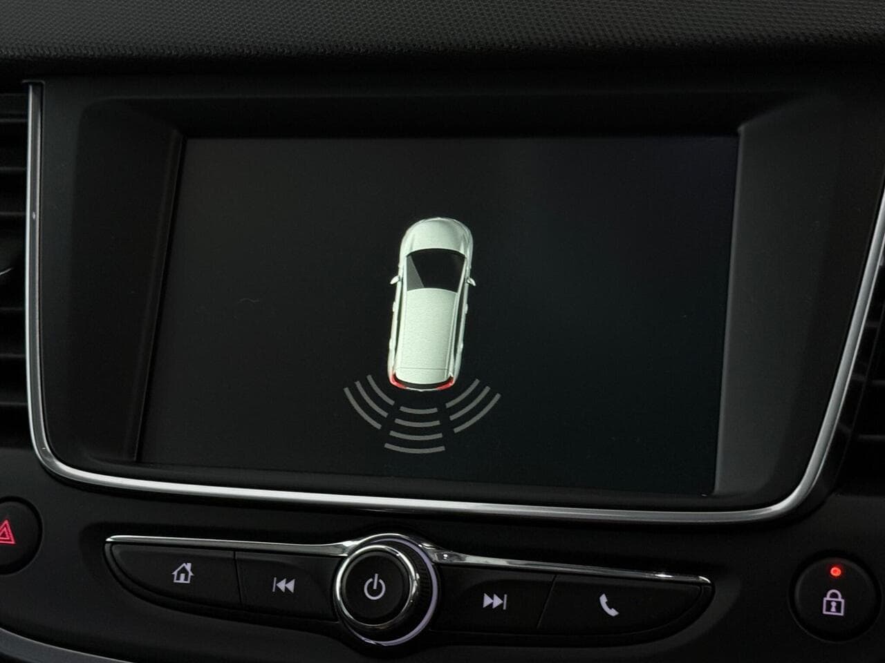 Vauxhall Crossland X thumbnail Infotainment System