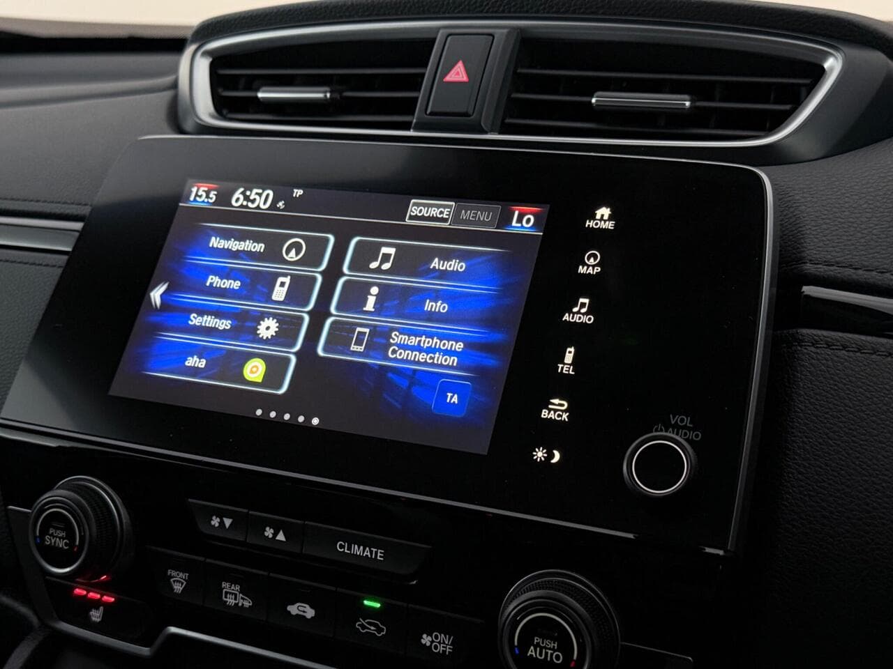 Honda CR-V thumbnail Infotainment System