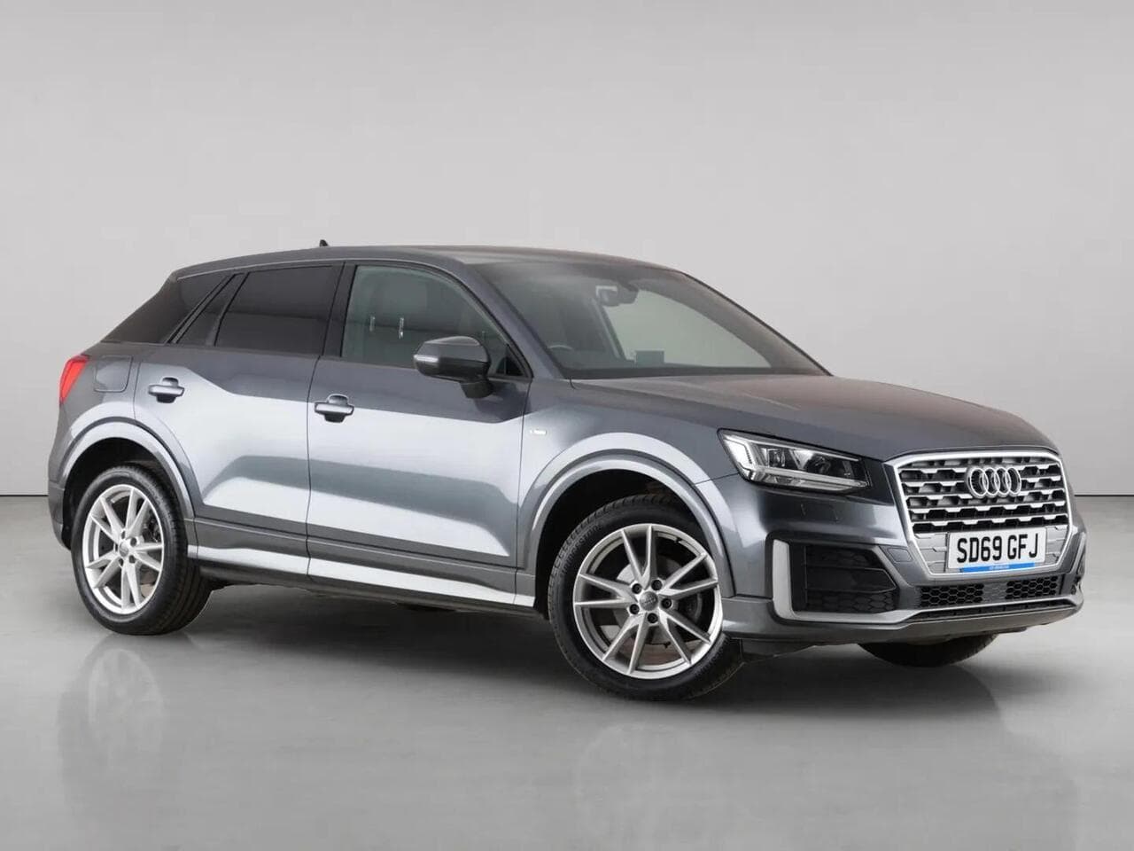 Audi Q2 - Audi Q2 1.6 TDI 30 S line SUV 5dr Diesel Manual Euro 6 (s/s) (116 ps)