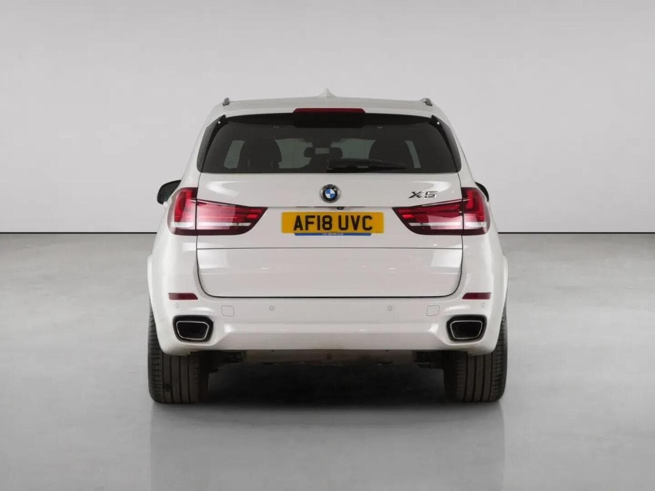 BMW X5 thumbnail Rear