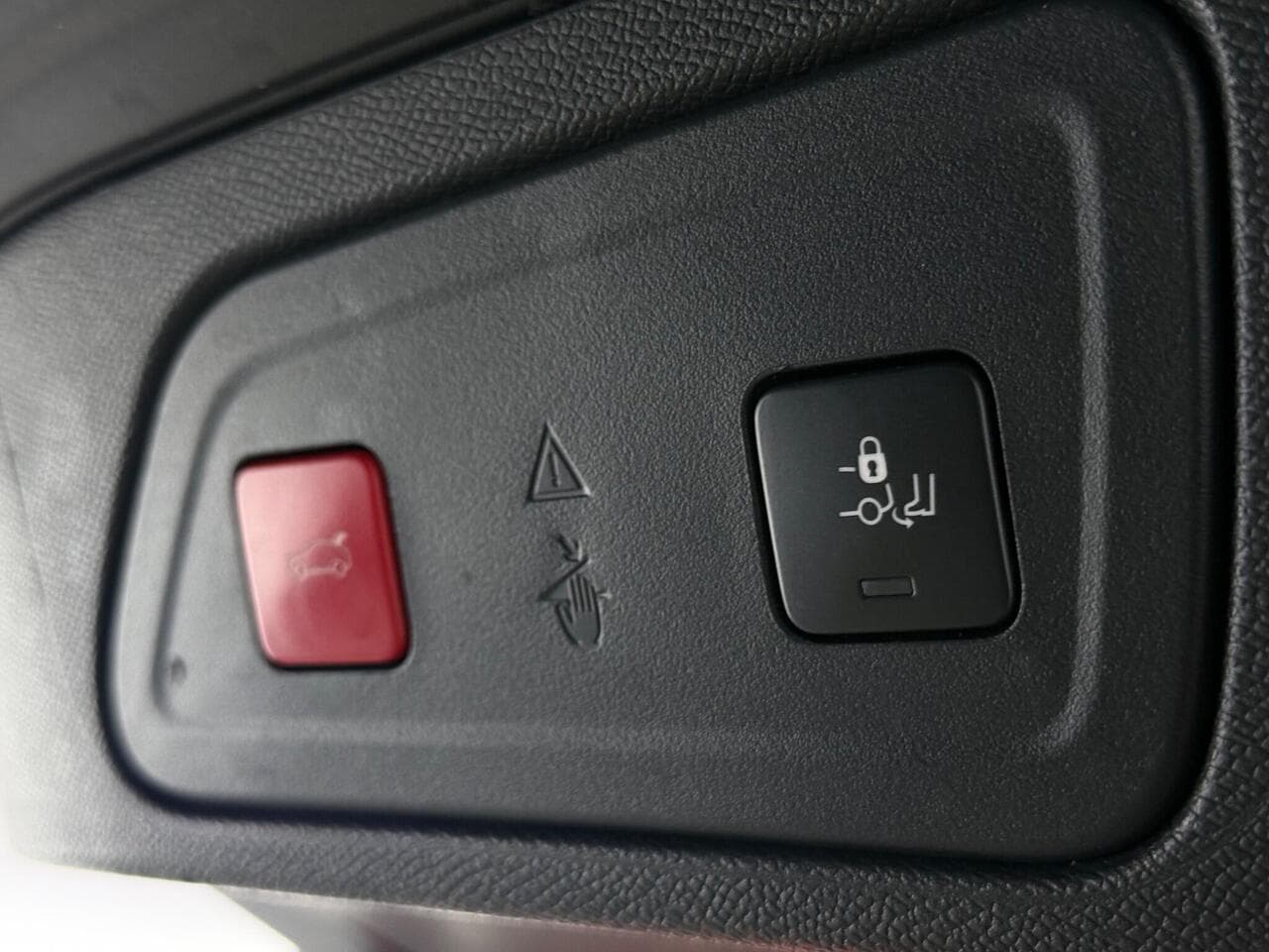 Citroen C5 Aircross thumbnail Misc Controls
