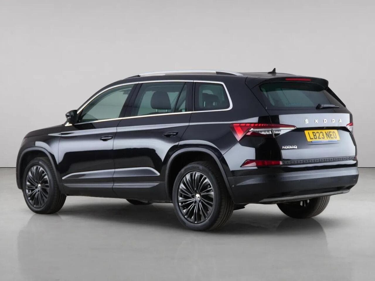 Skoda Kodiaq thumbnail Rear Left