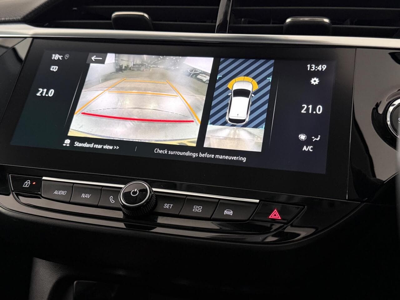 Vauxhall Corsa thumbnail Infotainment System