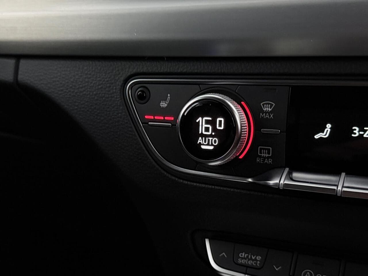 Audi Q5 thumbnail Misc Controls