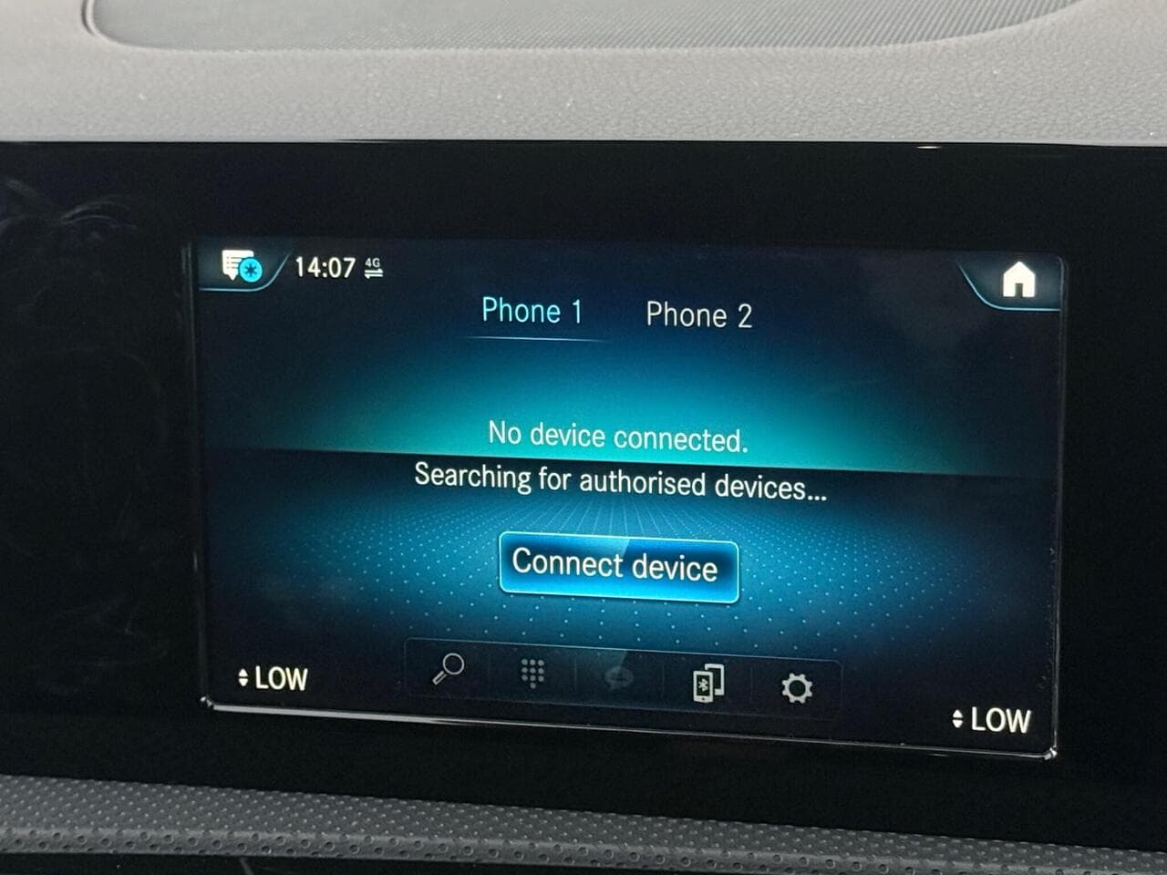 Mercedes-Benz A Class thumbnail Infotainment System