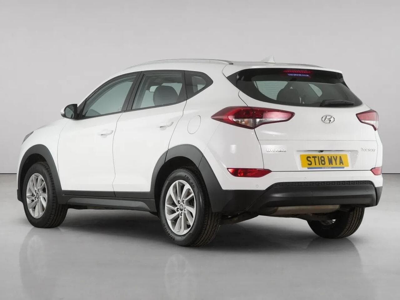 Hyundai TUCSON thumbnail Rear Left