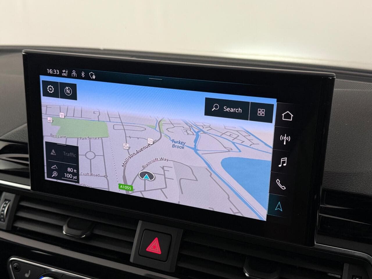 Audi A4 thumbnail Infotainment System