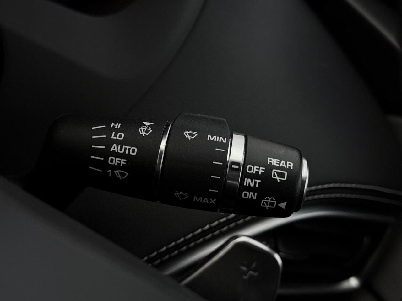 Jaguar F-PACE thumbnail Misc Controls