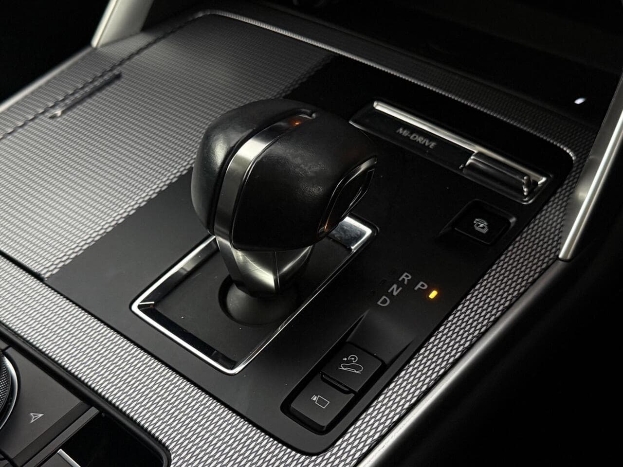 Mazda CX-60 thumbnail Misc Controls