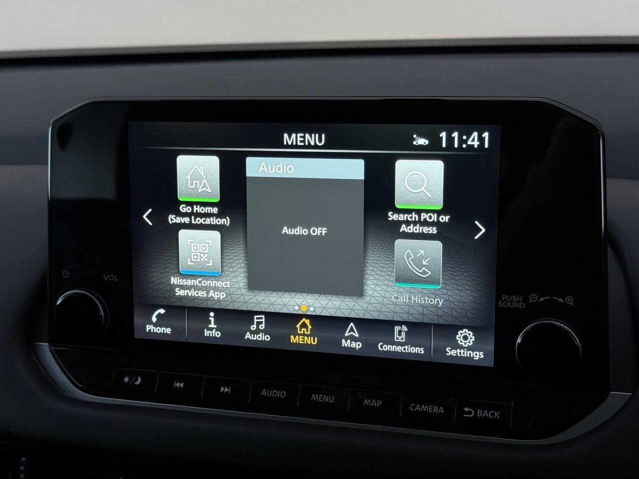 Nissan Qashqai thumbnail Infotainment System