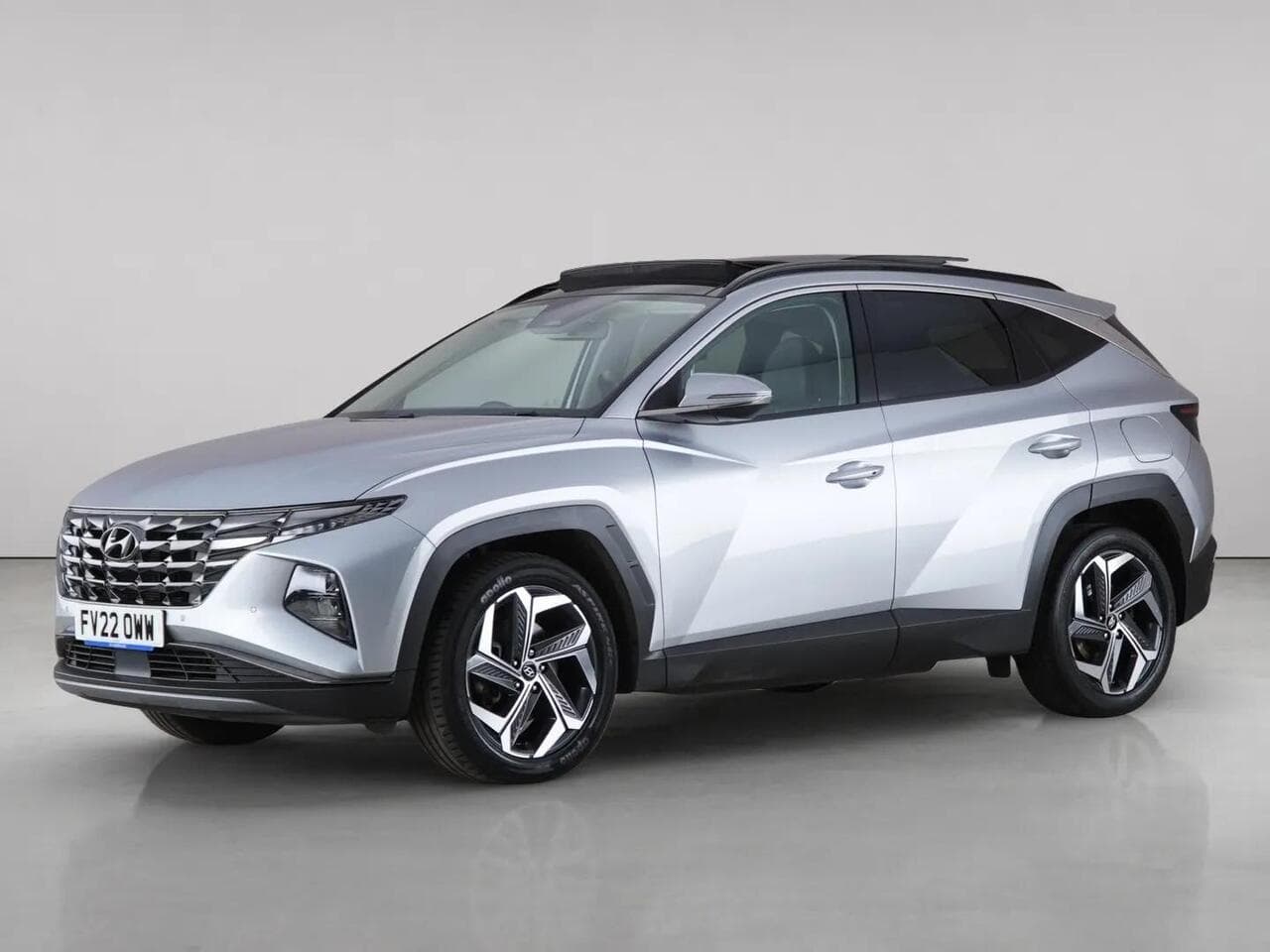 Hyundai TUCSON thumbnail Front Left